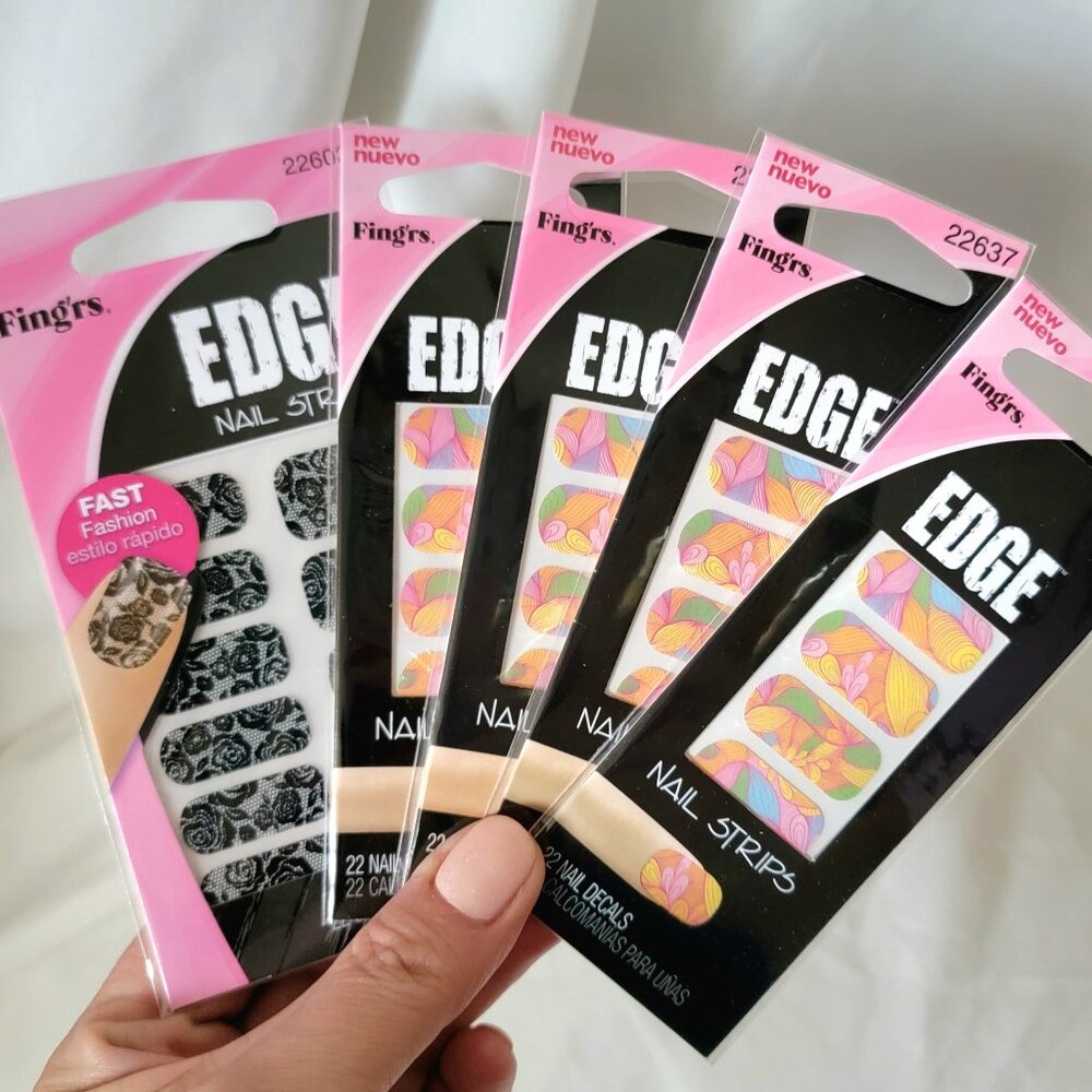 5 Pack BUNDLE 22 Count in Each, Pastel & Black & White Flower Print Nail Strips